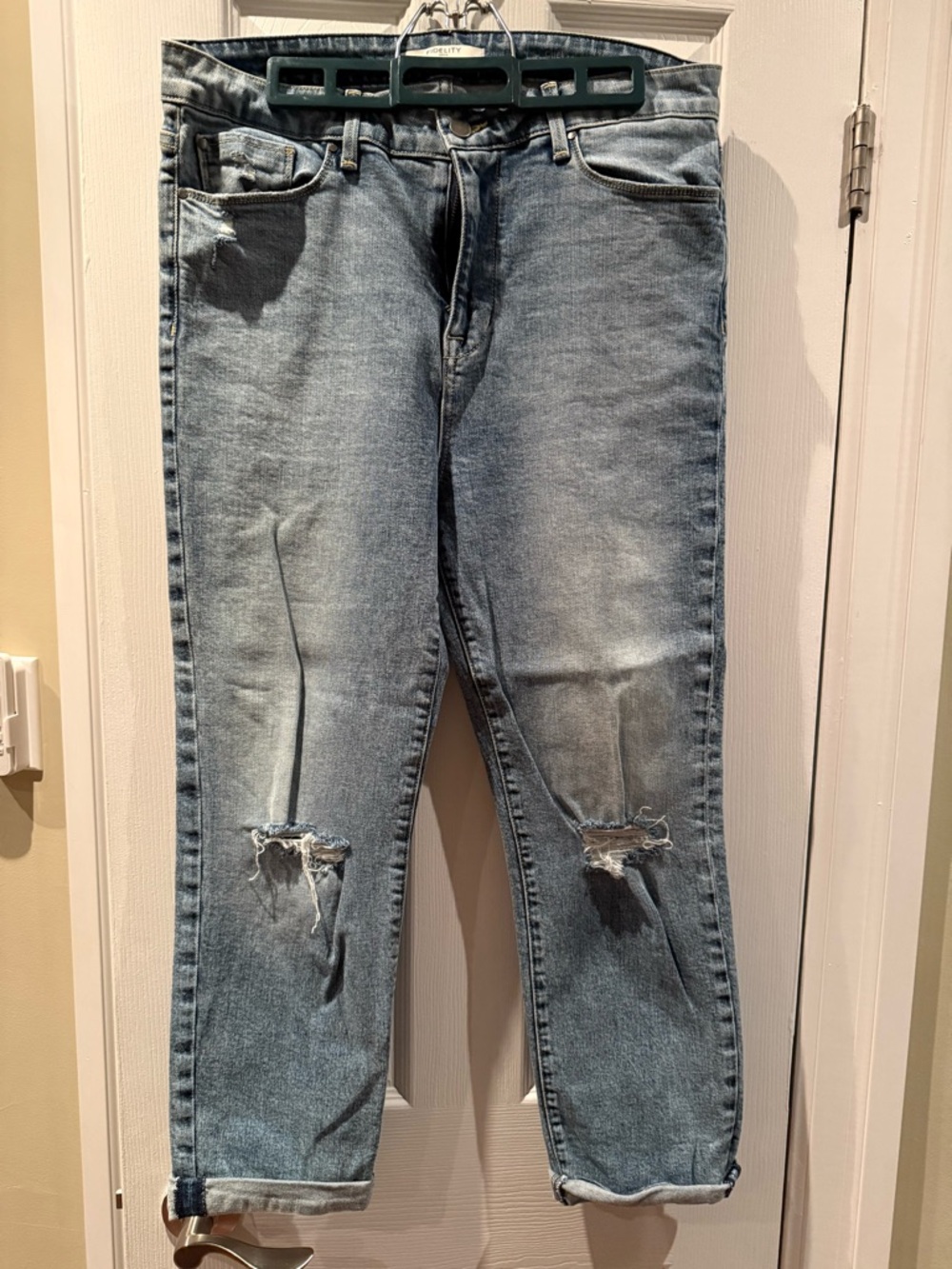 Fidelity Light Blue Cropped Distressed Women's Jeans